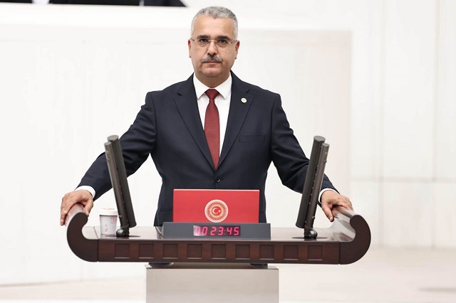 MİLLETVEKİLİ AHLATCI’DAN 29 EKİM CUMHURİYET BAYRAMI MESAJI